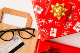 christmas-presents-preparation-with-gift-boxes-colorful-bows_-corporate gifts supplier dubai