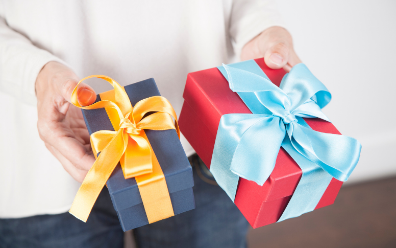 corporate gifts for employee employee gifts