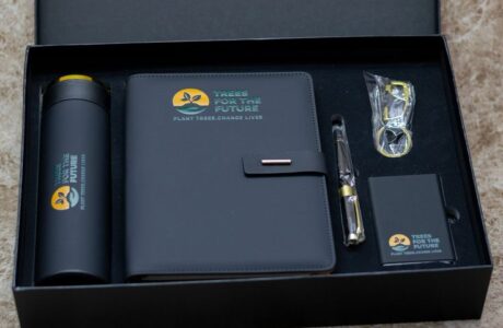 corporate gifts supplier--personalized cups and mugs