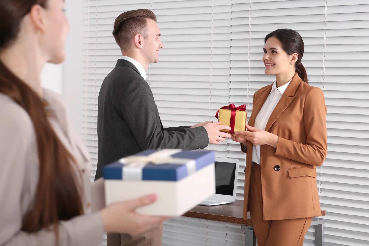luxury corporate gifts