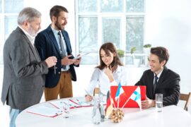 business-people-working-together_-