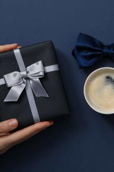 happy-father-s-day-composition-father-s-day-top-view_-