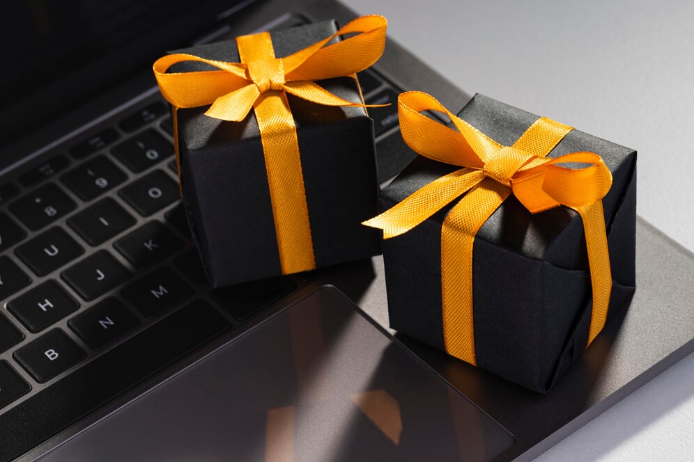 cyber-monday-shopping-sales_-