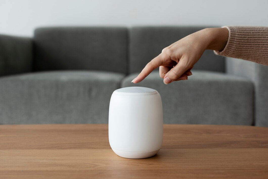 smart-speaker-house-control-innovative-technology_-