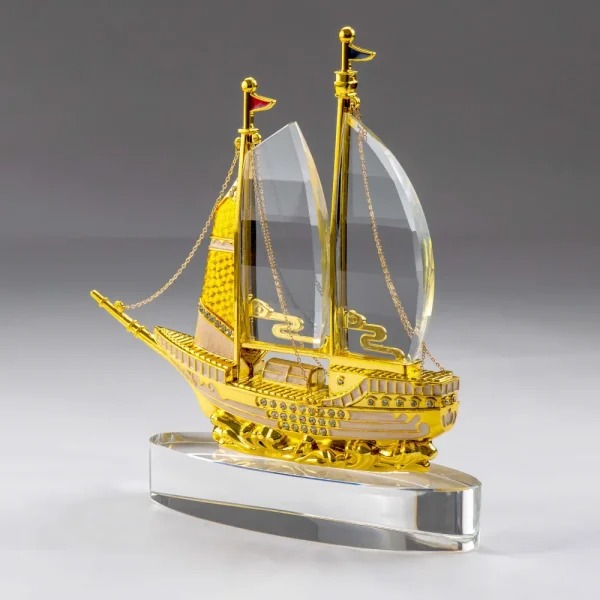 Golden-Boat-Shape-Memento-in-Met ()